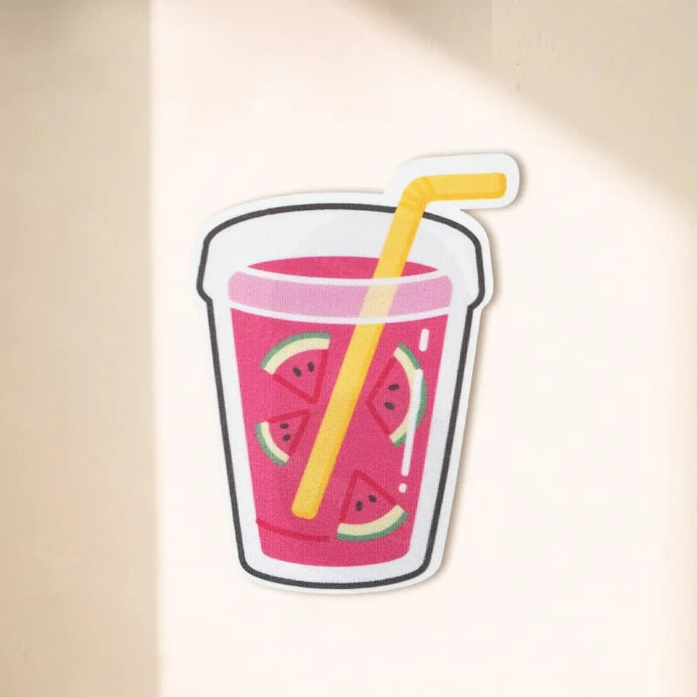Space-Saving Wall Cat Scratcher – Fun Drink Design
